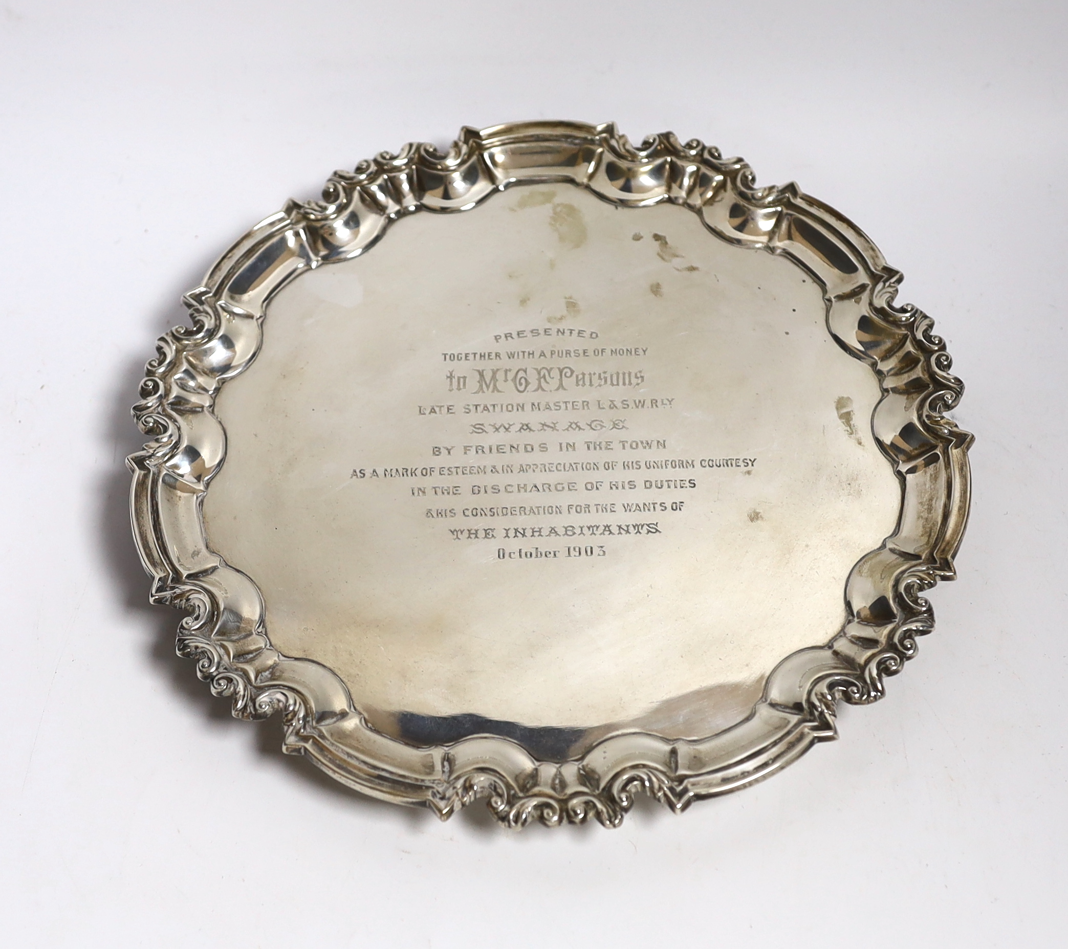 An Edwardian silver salver, with engraved inscription, William Hutton & Sons Ltd, London, 1902, 25.8cm, 23.6oz.